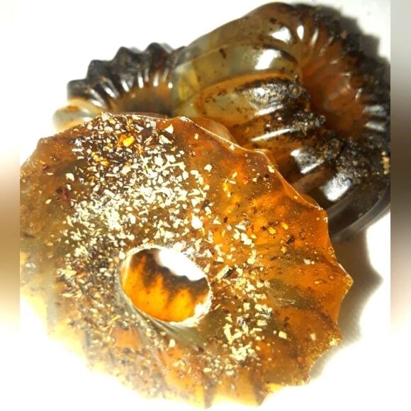 Handcrafted Honey and Matcha doughnut shaped soap bar 1pc - Picture 7 of 12